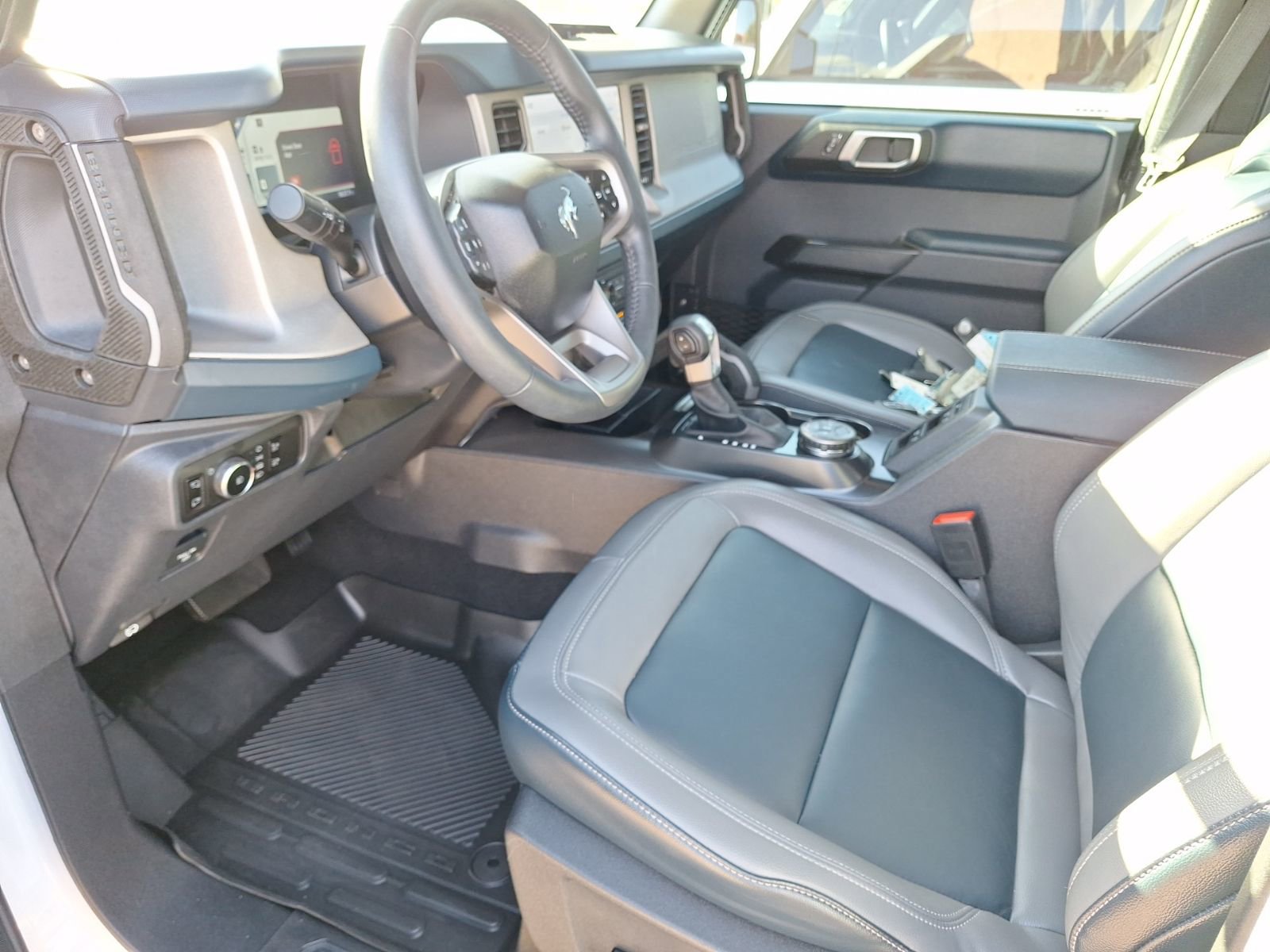 Used 2024 Ford Bronco Outer Banks image 16