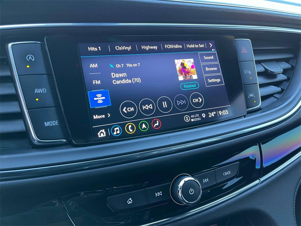 Used 2023 Buick Enclave Avenir w/ Avenir Technology Package image 31