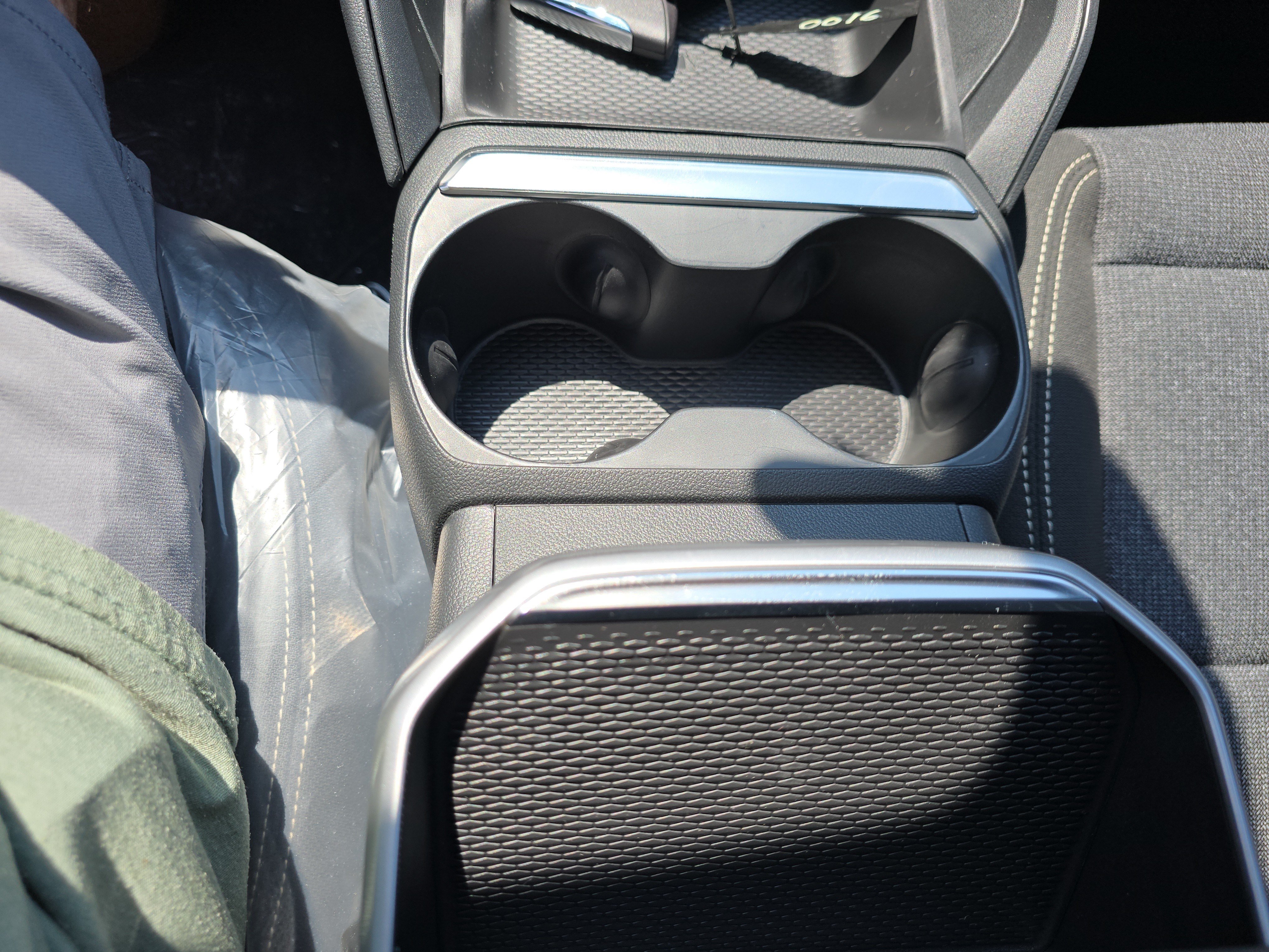 New 2027 GMC Terrain Elevation w/ LPO, Floor Liner Package FWD image 24