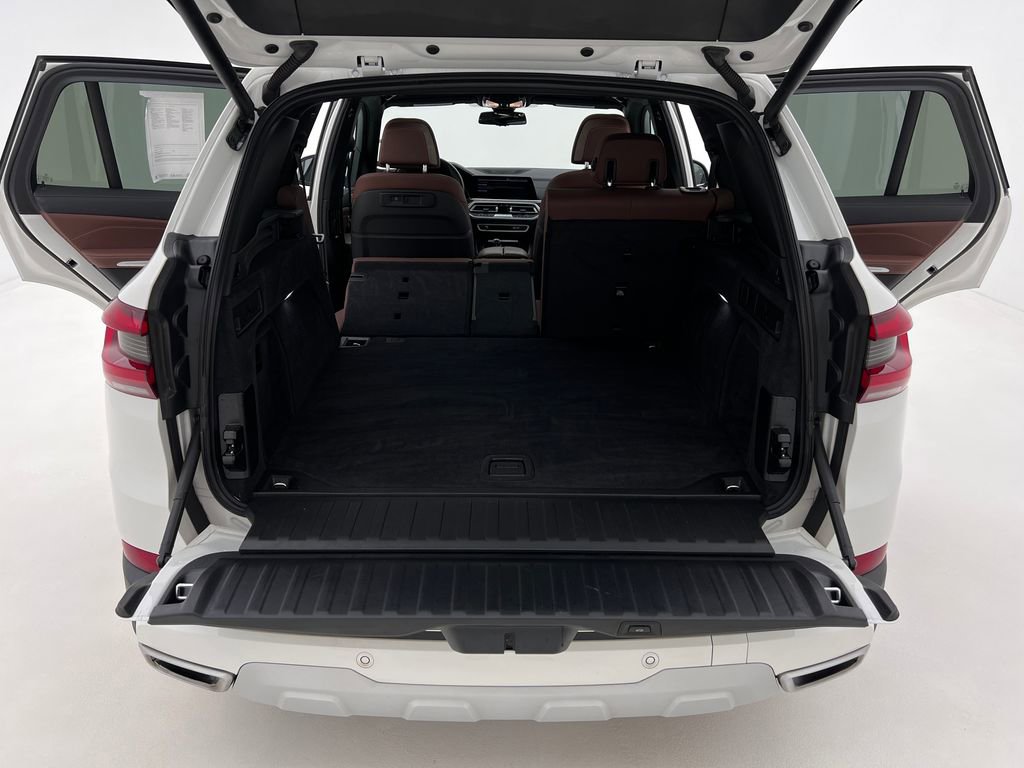Certified 2022 BMW X5 xDrive40i w/ Luxury Seating Package image 24