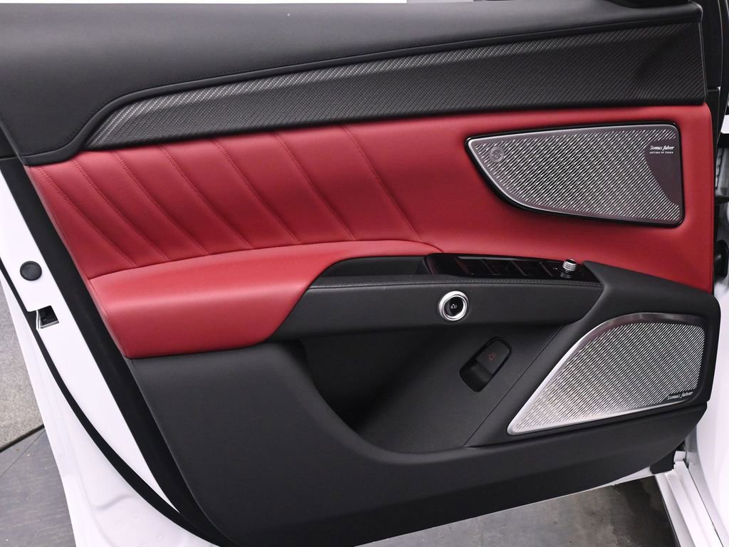 Used 2023 Maserati Grecale Modena image 10