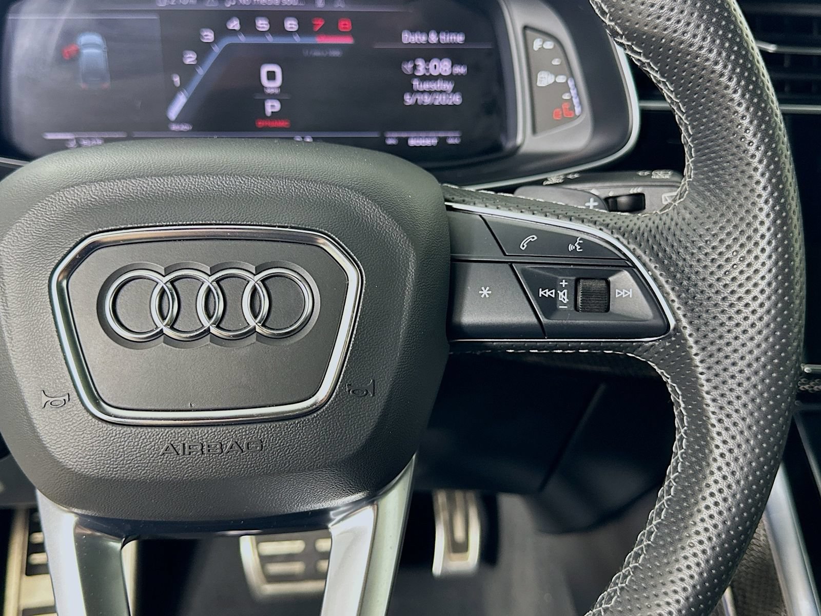 Used 2023 Audi SQ7 Premium Plus w/ Executive Package AWD/4WD image 21