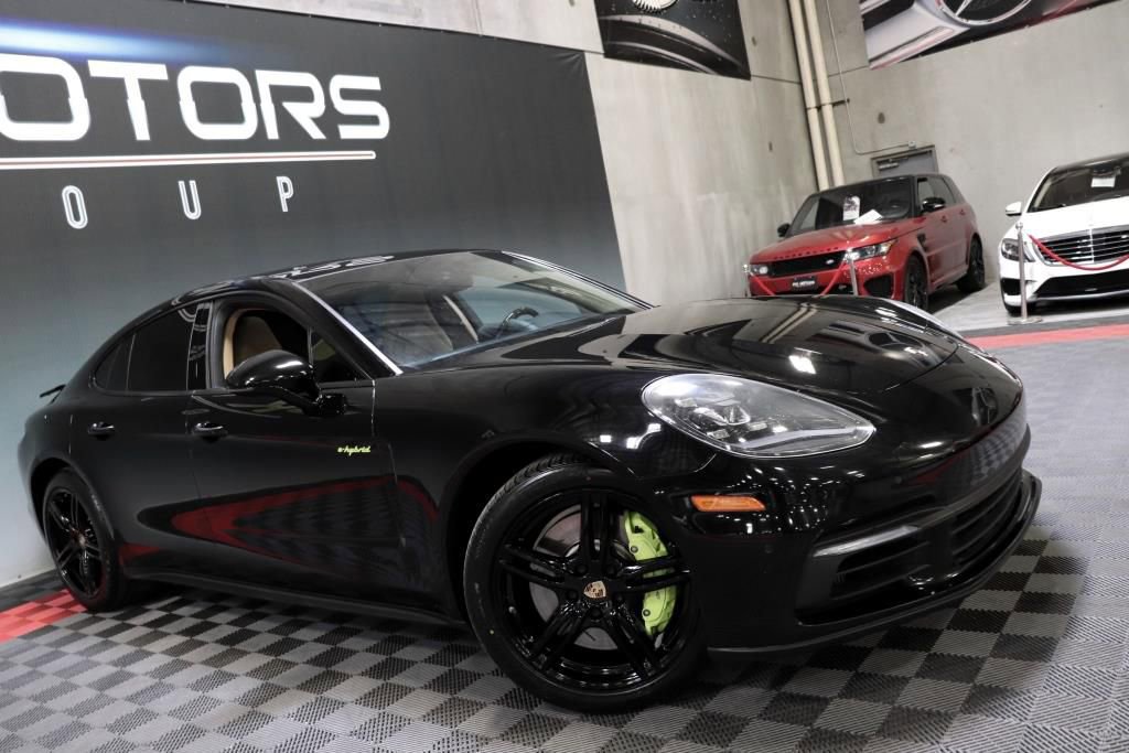 Used 2018 Porsche Panamera 4 image 10