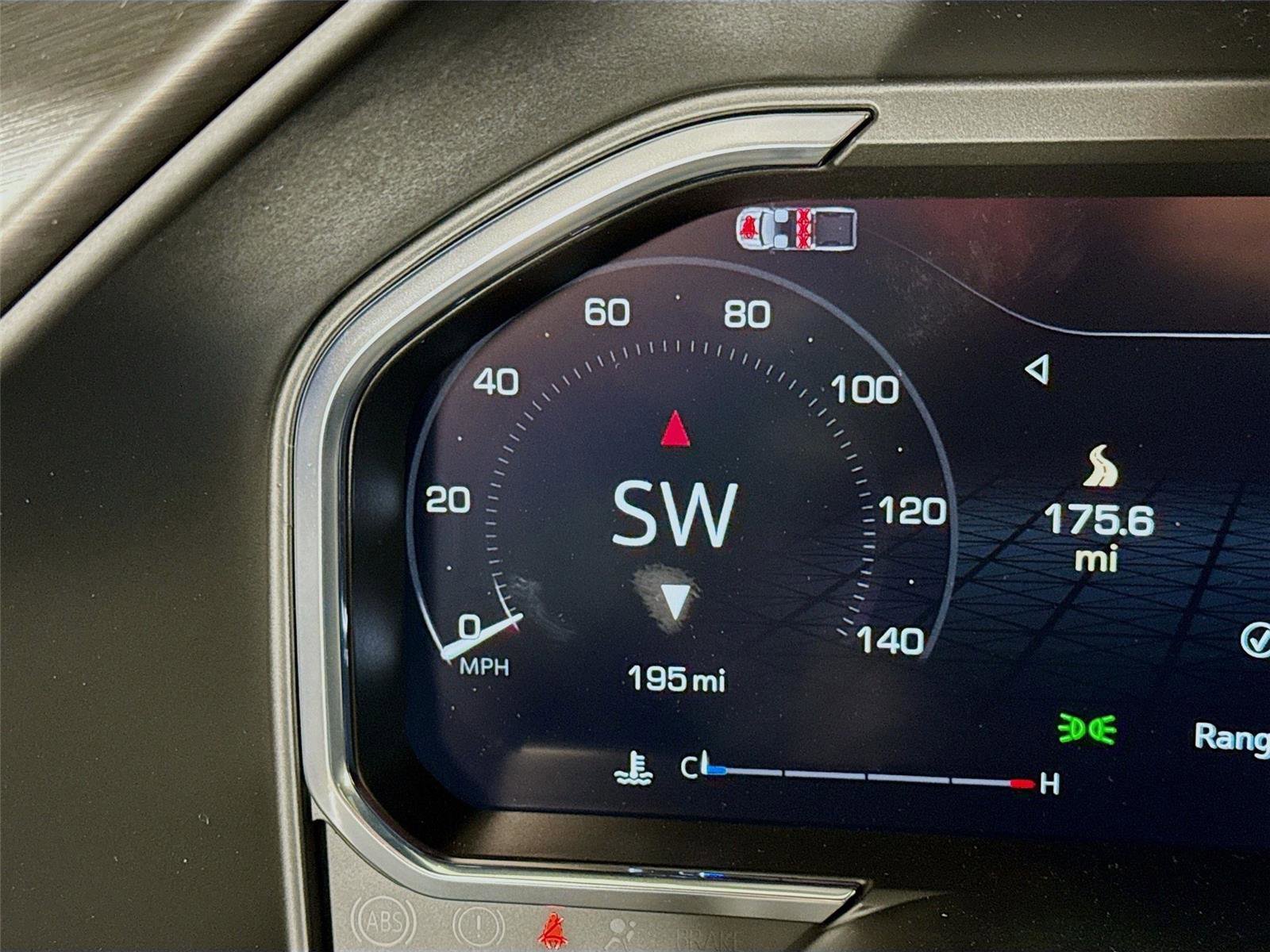 New 2026 GMC Sierra 1500 AT4 w/ AT4 Premium Package image 7