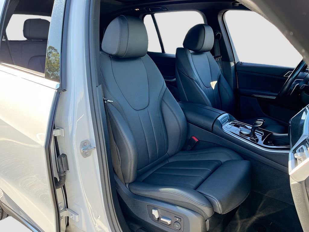Used 2019 BMW X5 xDrive40i w/ Premium Package 2 image 29