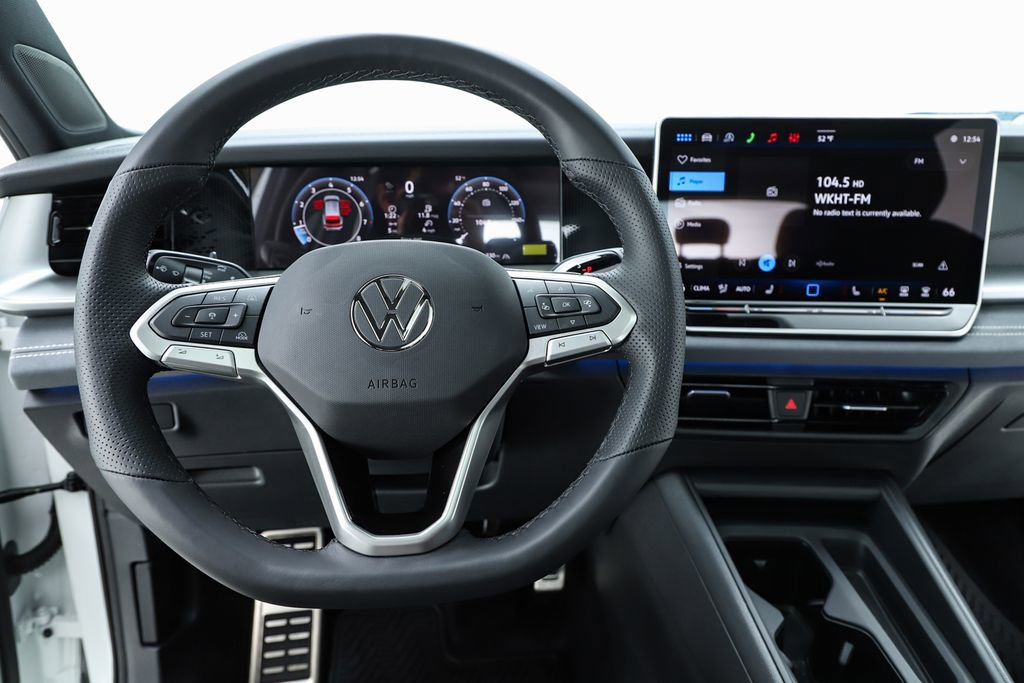 New 2026 Volkswagen Tiguan SE R-Line image 20