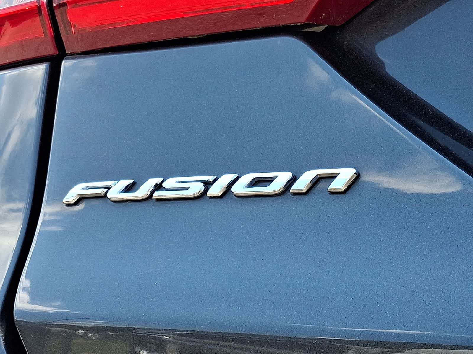 Used 2018 Ford Fusion S FWD image 35