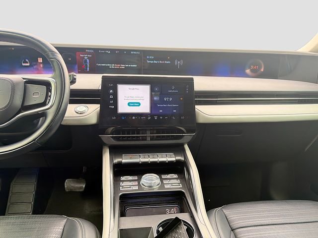 Used 2024 Lincoln Nautilus Reserve image 19