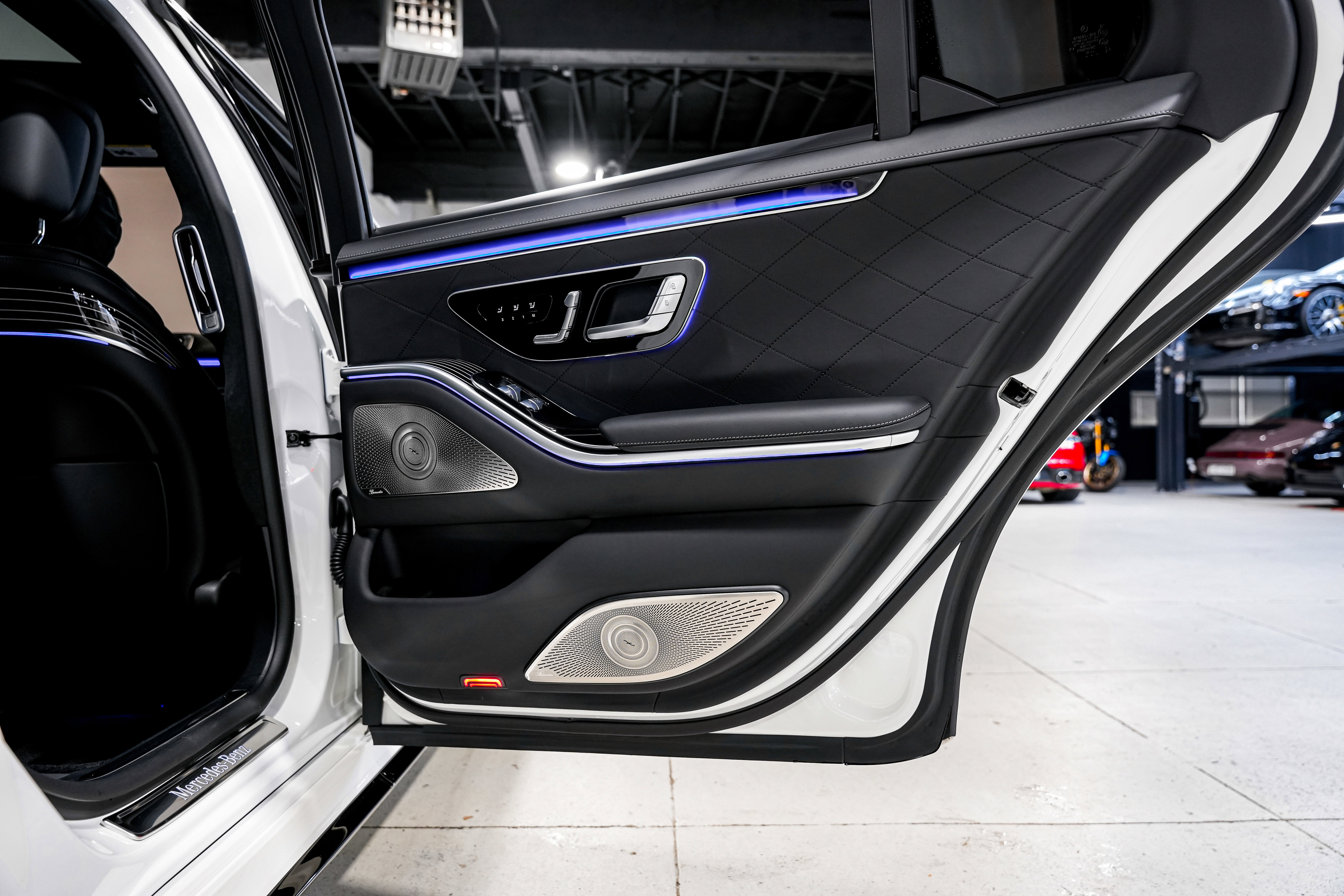 Used 2023 Mercedes-Benz S 580 4MATIC Sedan image 37