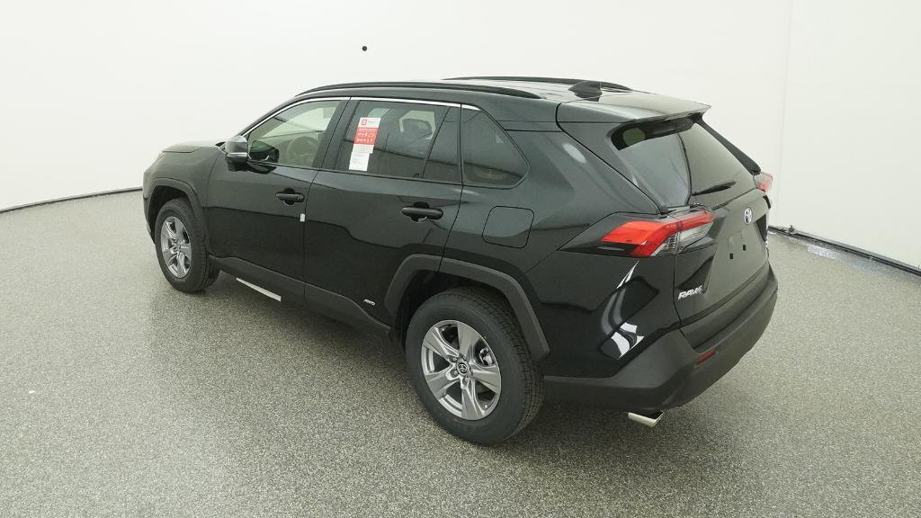 New 2025 Toyota RAV4 XLE image 13
