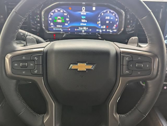 Used 2023 Chevrolet Silverado 1500 High Country w/ High Country Premium Package AWD/4WD image 16
