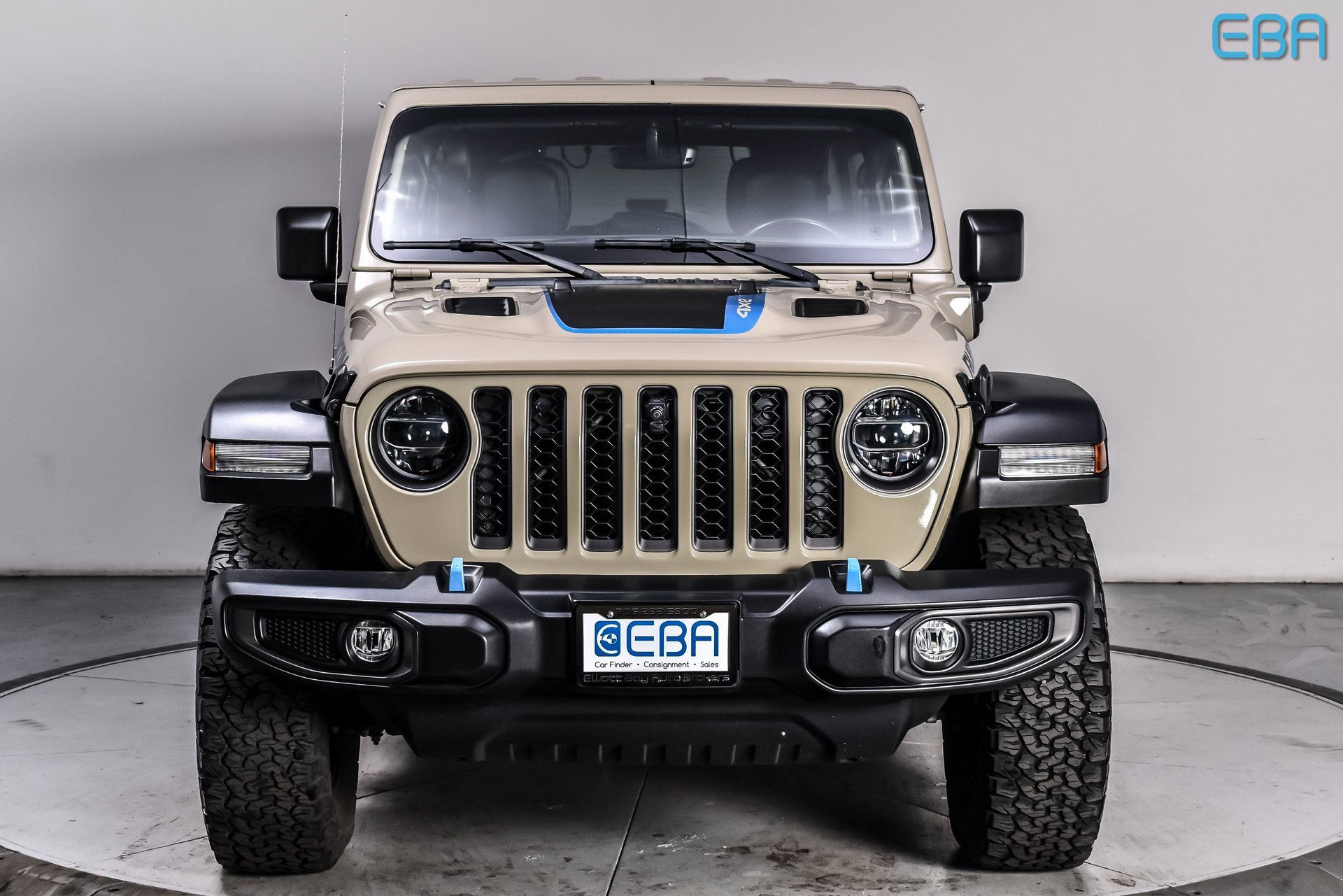 Used 2022 Jeep Wrangler Unlimited Rubicon 4xe w/ Cold Weather Group image 8