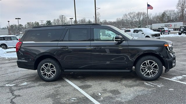 New 2025 Ford Expedition Max Active image 29