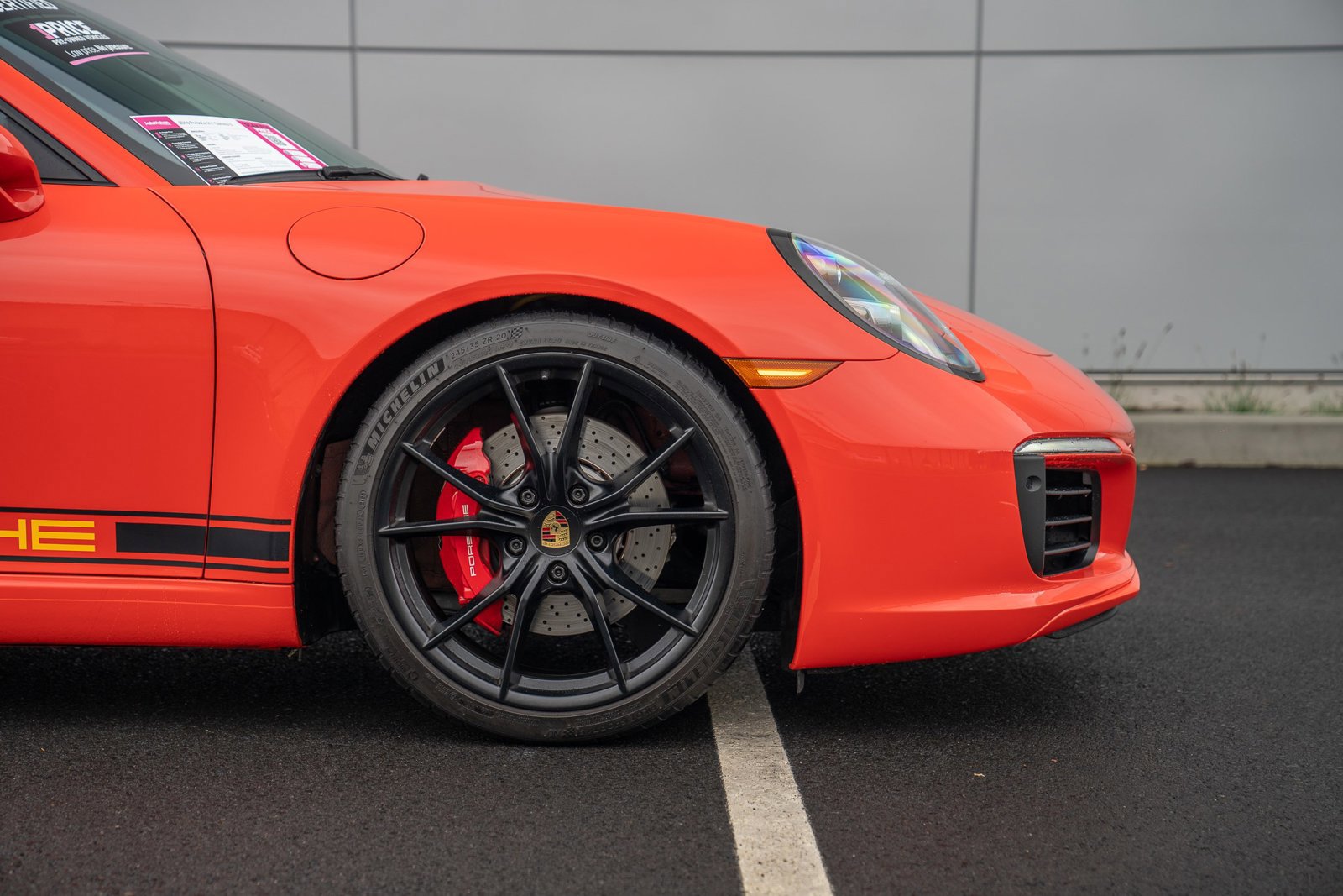 Used 2019 Porsche 911 Carrera S image 9