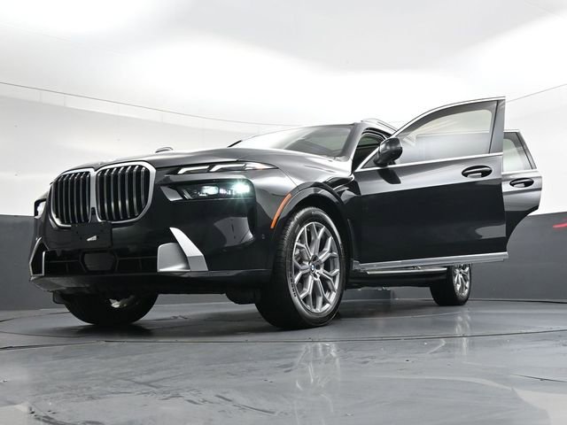 Used 2024 BMW X7 xDrive40i image 47