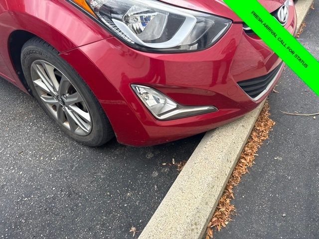 Used 2014 Hyundai Elantra SE w/ Option Group 02 FWD image 4