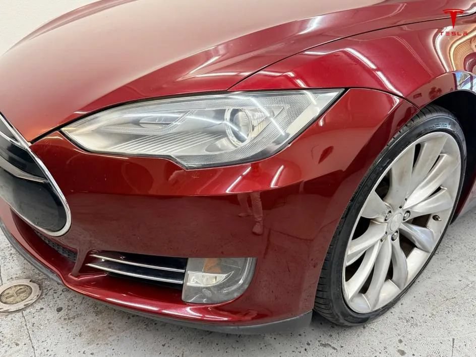 Used 2012 Tesla Model S Signature Performance RWD image 10