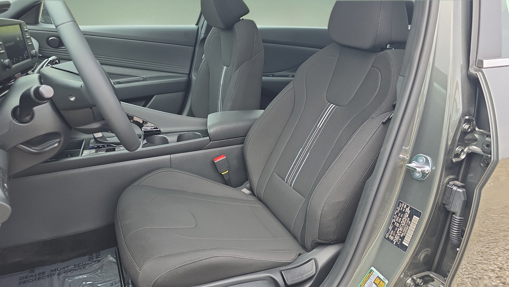 New 2026 Hyundai Elantra SEL Sport Premium w/ Cargo Package FWD image 21