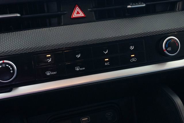 Used 2024 Kia Sportage LX image 21