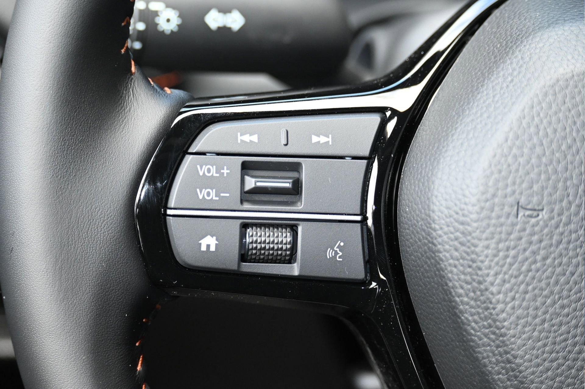 New 2025 Honda HR-V Sport image 25