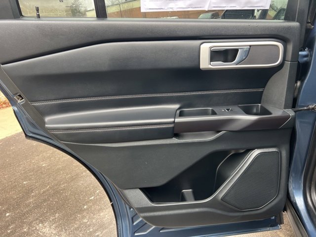 Used 2020 Ford Explorer XLT w/ Equipment Group 202A image 16