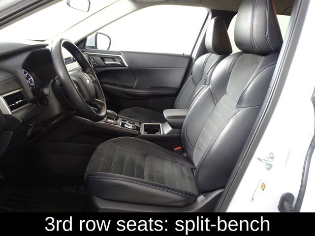 Used 2024 Mitsubishi Outlander SE image 11