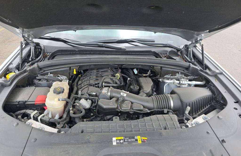 Used 2022 Jeep Grand Cherokee Limited AWD/4WD image 16