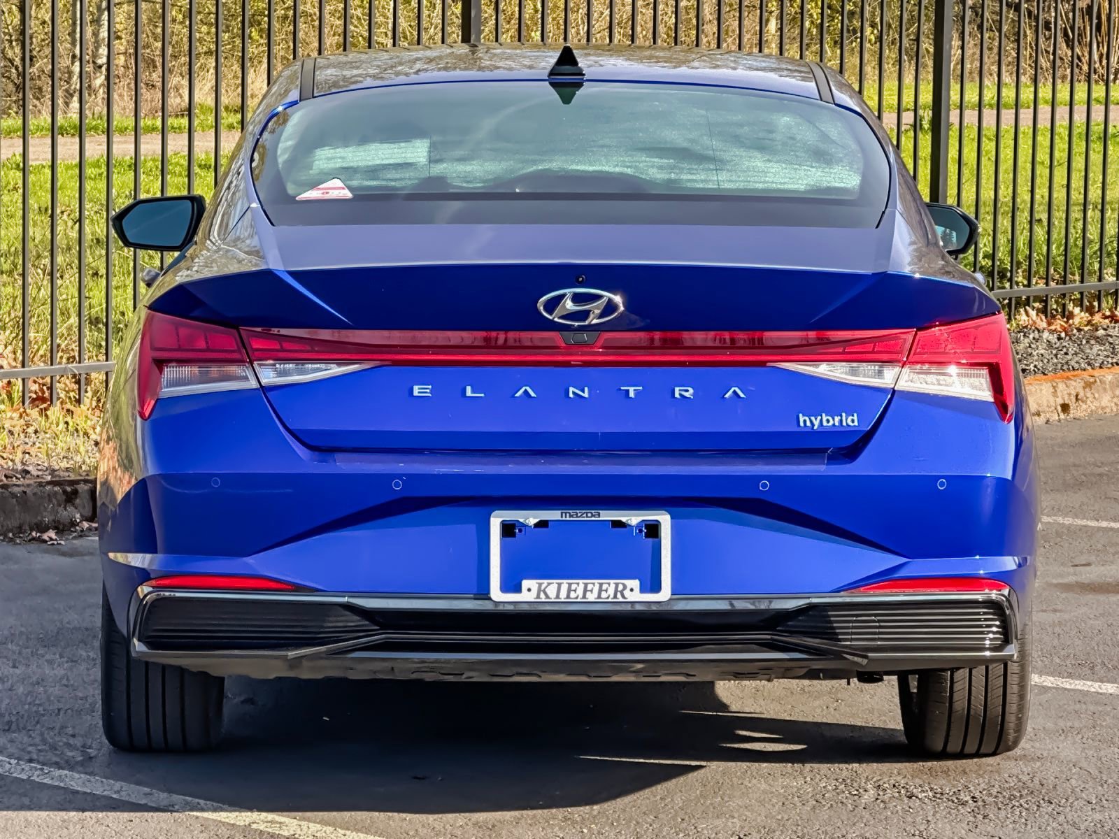 Used 2023 Hyundai Elantra Limited image 5