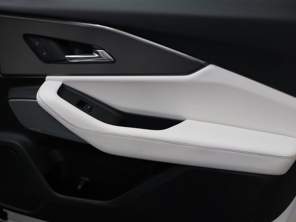 Used 2024 Acura ZDX A-Spec image 12