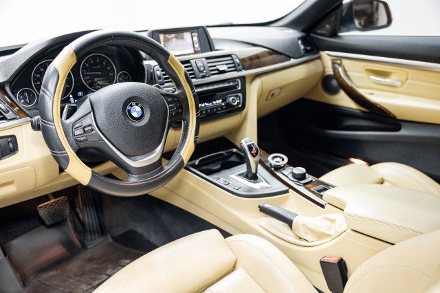 Used 2017 BMW 430i Convertible image 10