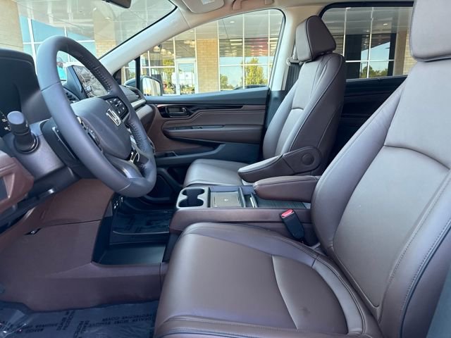 New 2026 Honda Odyssey Touring image 8
