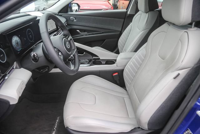 Used 2023 Hyundai Elantra Limited FWD image 19