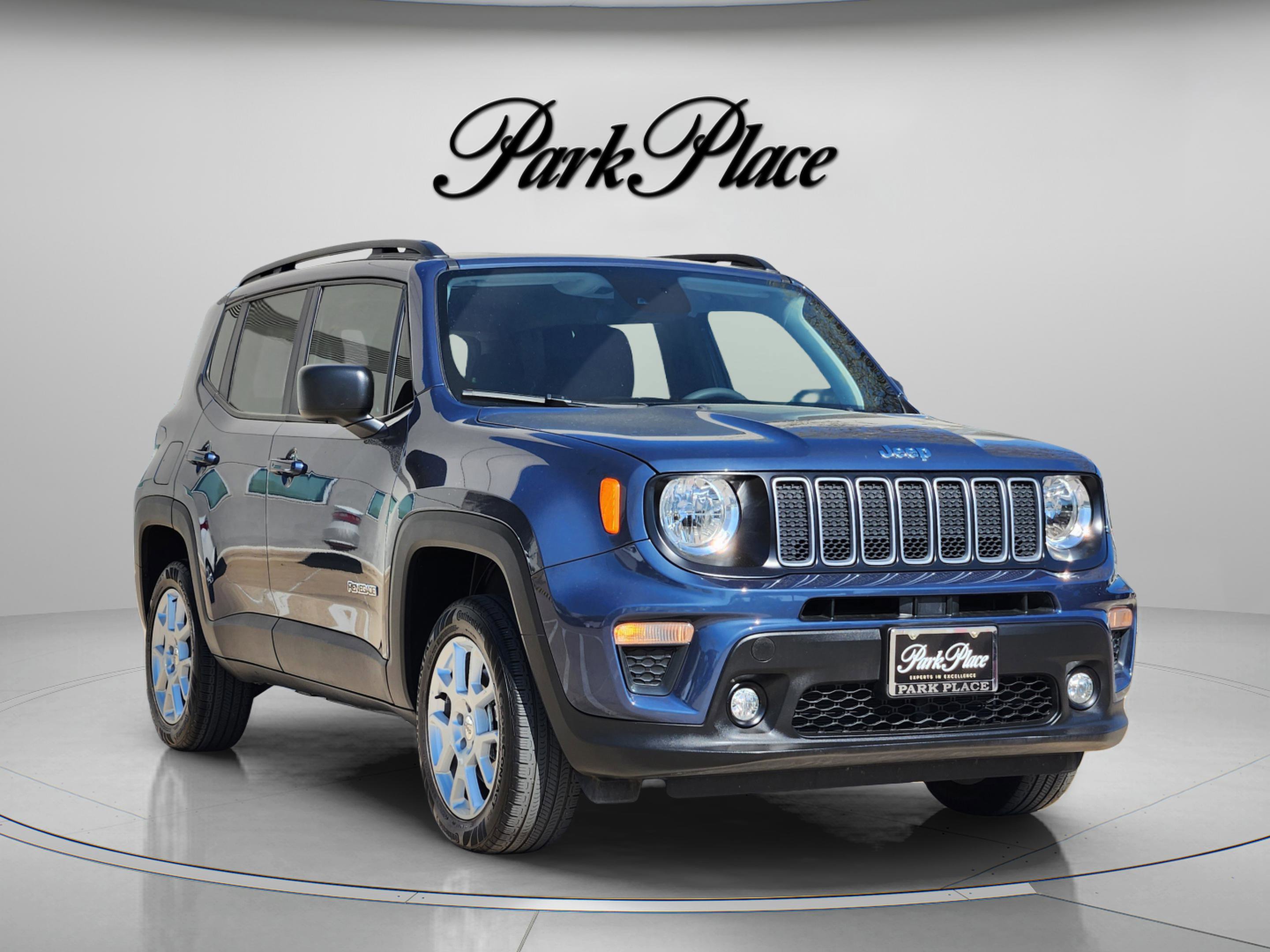 Used 2022 Jeep Renegade Latitude image 4