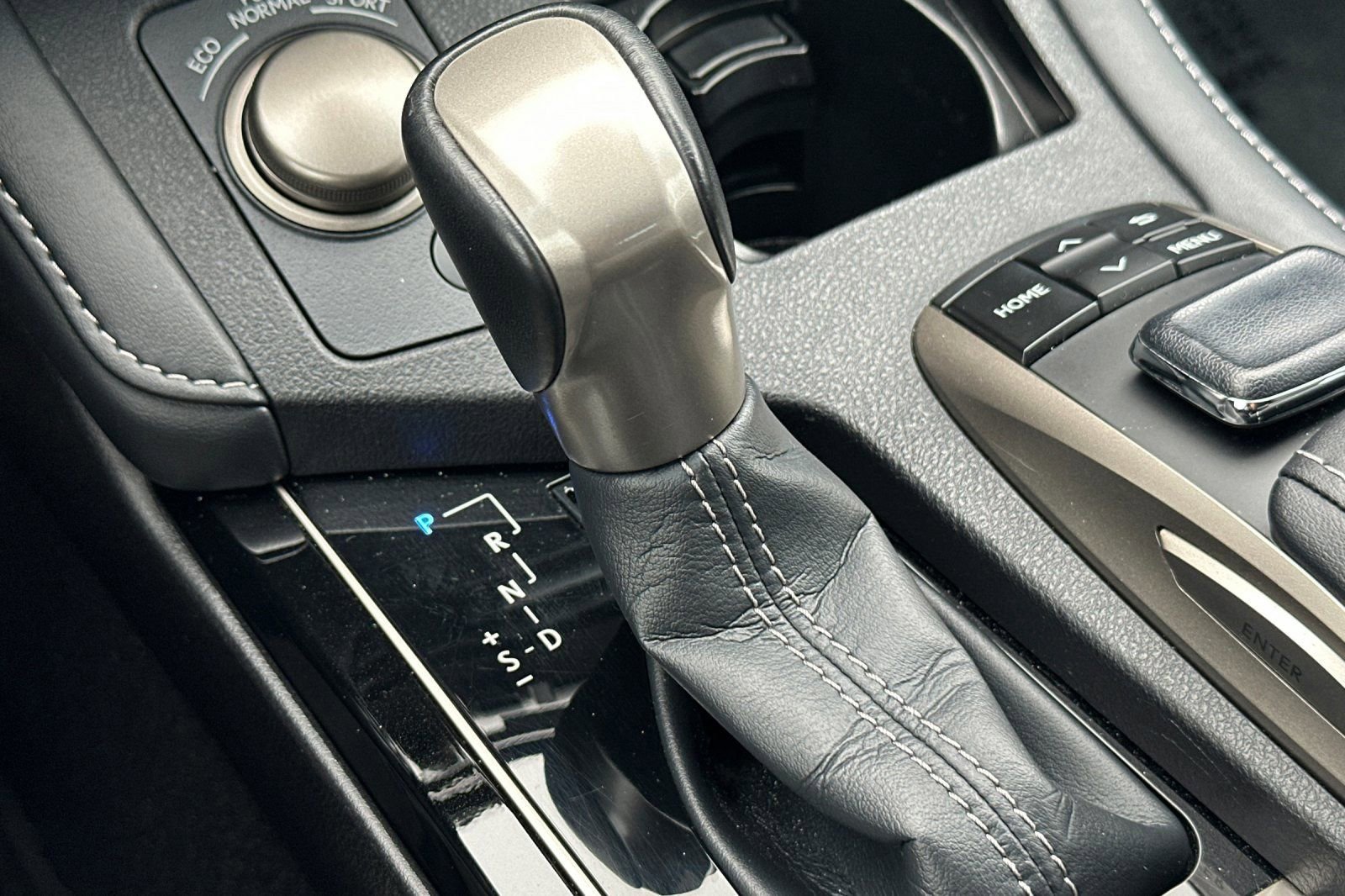 Used 2018 Lexus ES 350 image 24