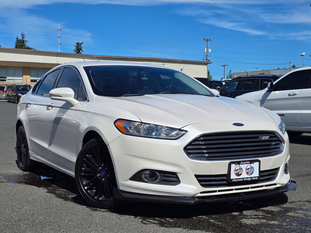 Used 2016 Ford Fusion SE w/ Equipment Group 202A FWD image 1