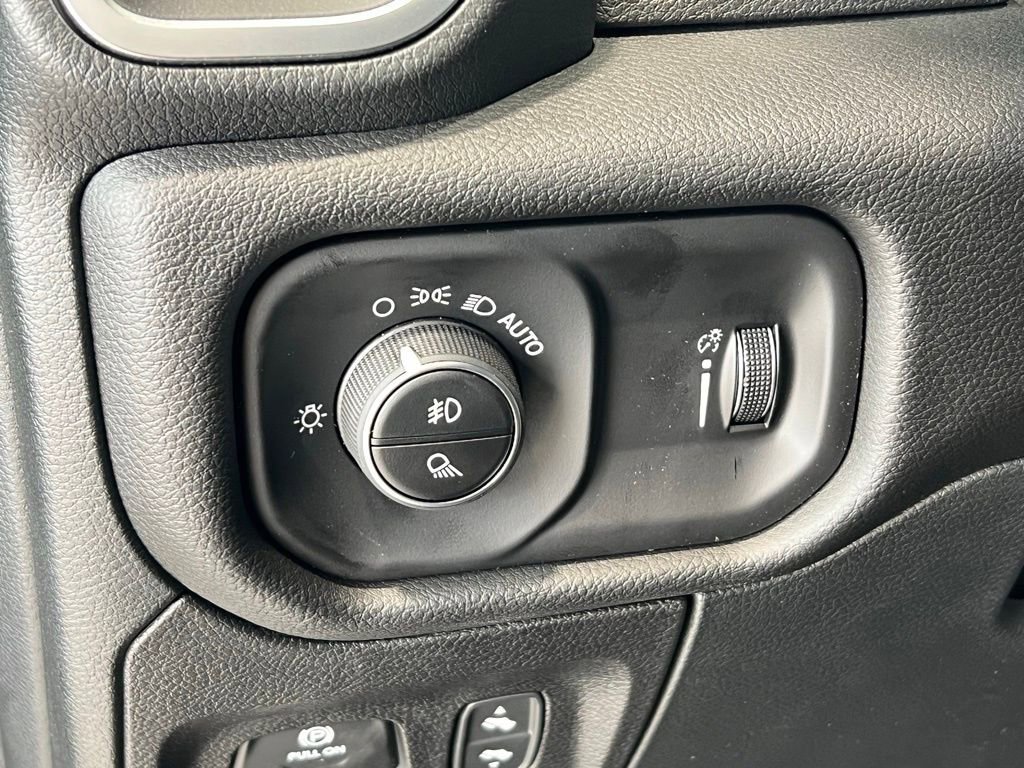 New 2026 RAM 1500 Lone Star AWD/4WD image 18