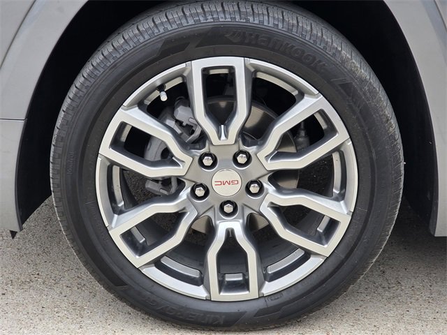 Used 2024 GMC Terrain Denali w/ Denali Premium Package image 10