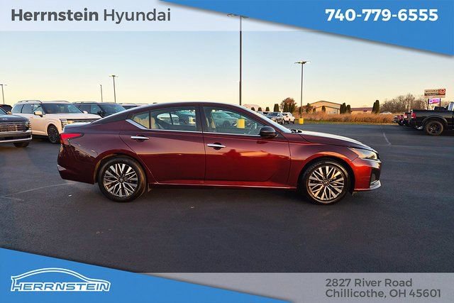 Used 2024 Nissan Altima 2.5 SV image 30