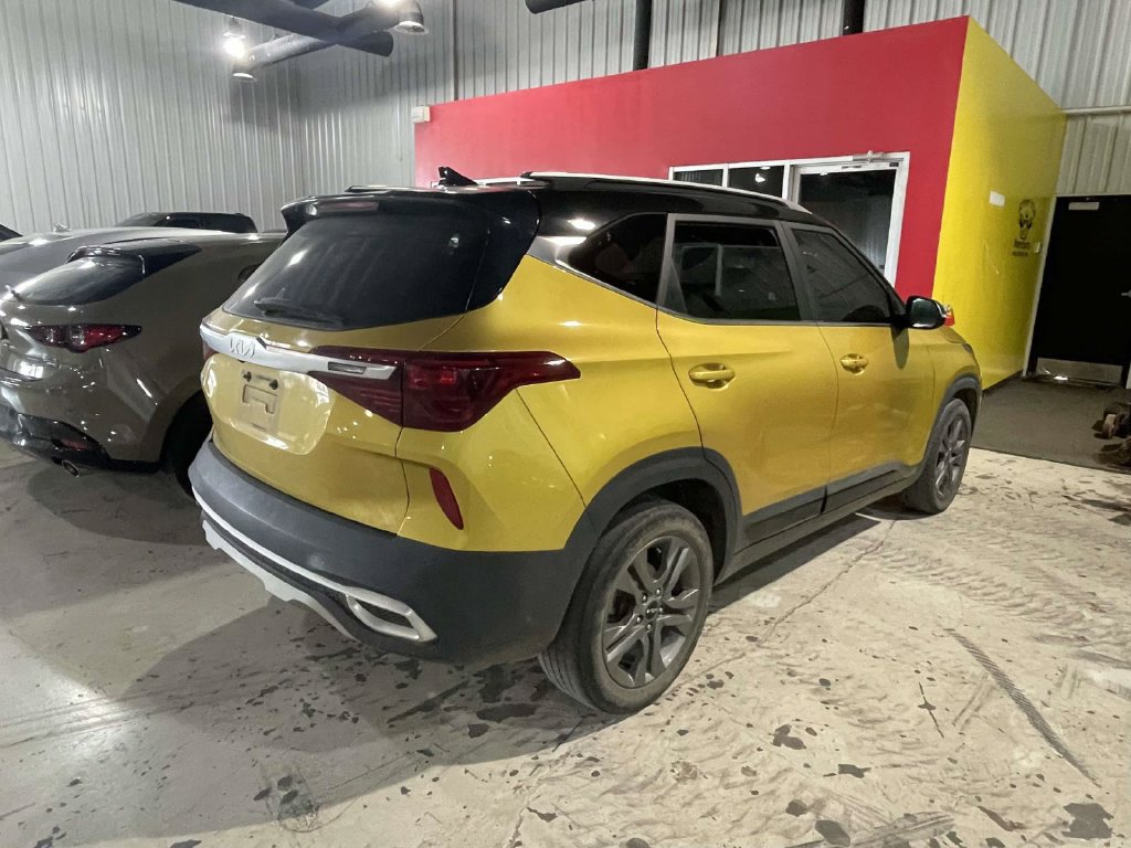 Used 2022 Kia Seltos S FWD image 6