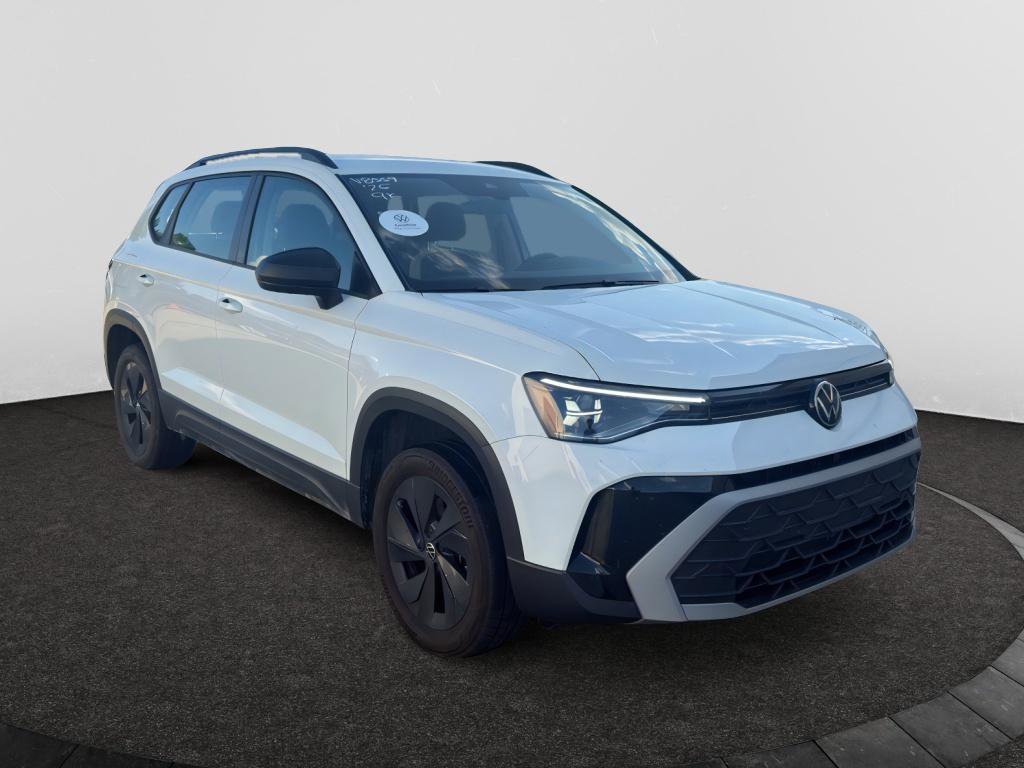 Used 2025 Volkswagen Taos S FWD image 3