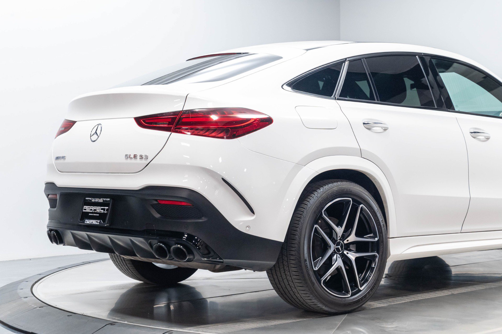 Used 2024 Mercedes-Benz GLE 53 AMG 4MATIC Coupe image 19