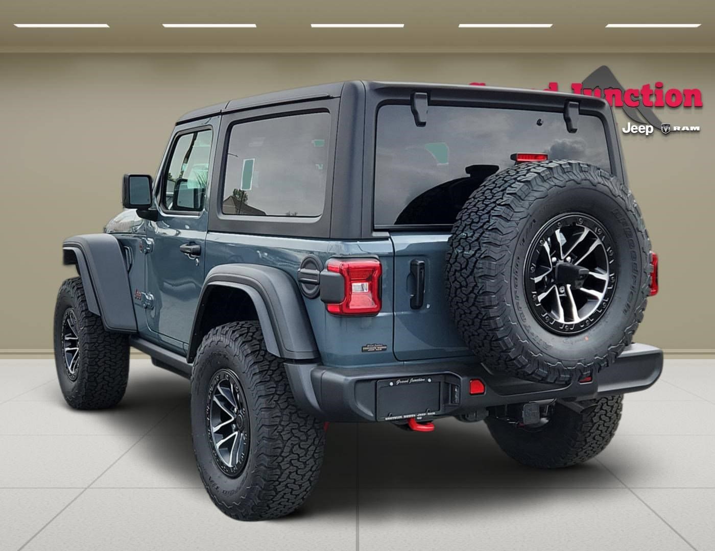New 2026 Jeep Wrangler Rubicon w/ Xtreme 35 Tire Package AWD/4WD image 6