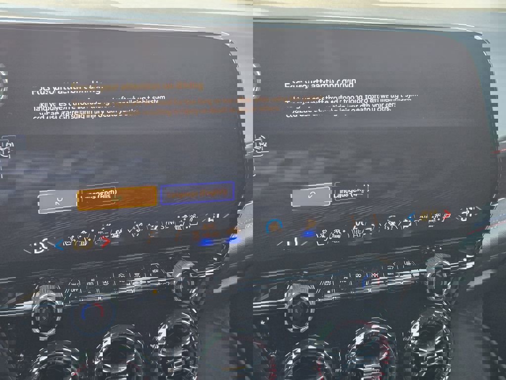 New 2025 Chevrolet Blazer EV RS w/ Super Cruise Package AWD/4WD image 8