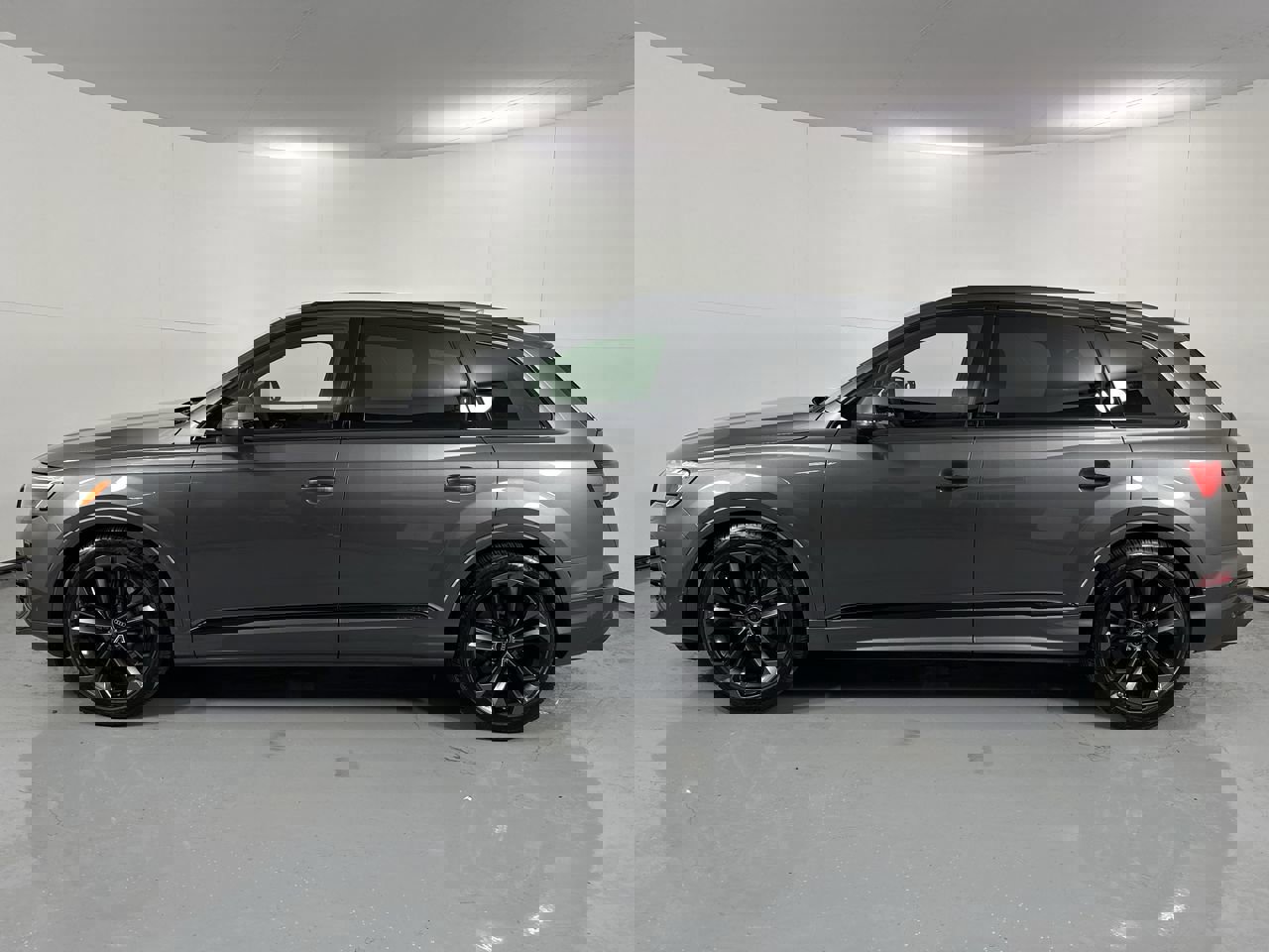 Used 2025 Audi Q7 3.0T Premium Plus w/ Premium Plus Package image 31