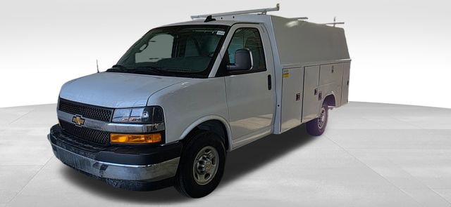 New 2026 Chevrolet Express 3500 w/ Power Convenience Package image 1