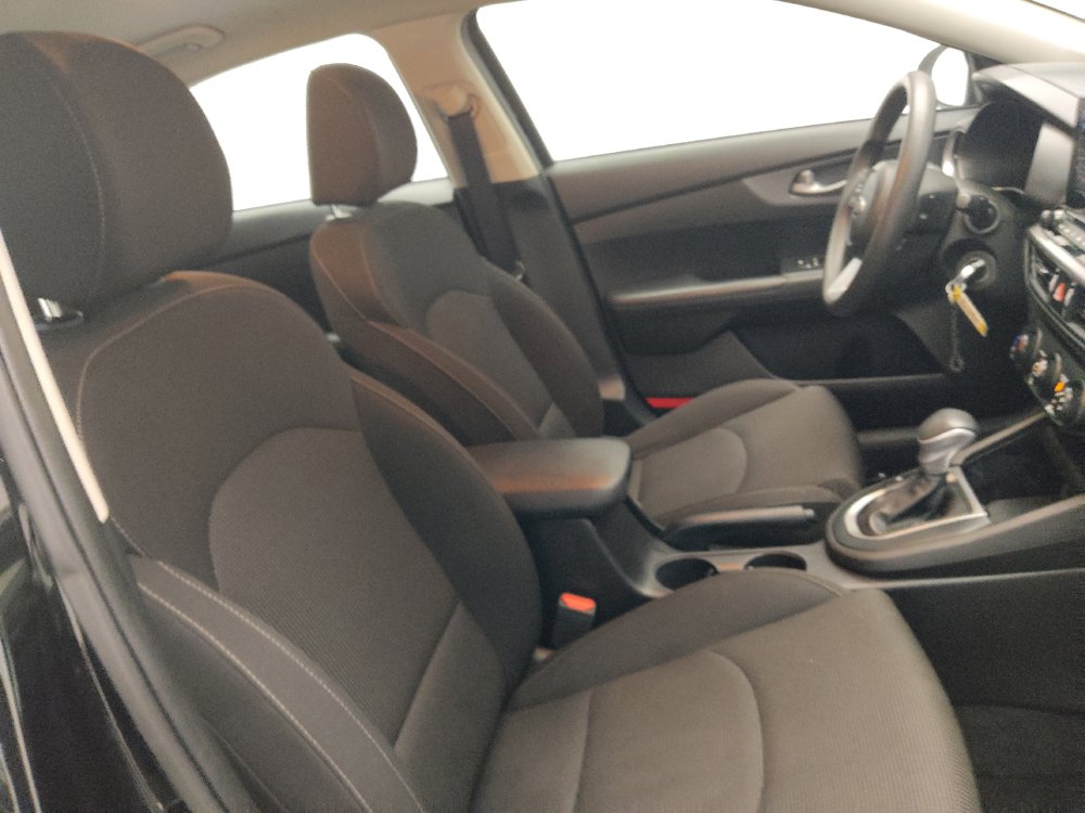 Used 2020 Kia Forte LXS FWD image 21