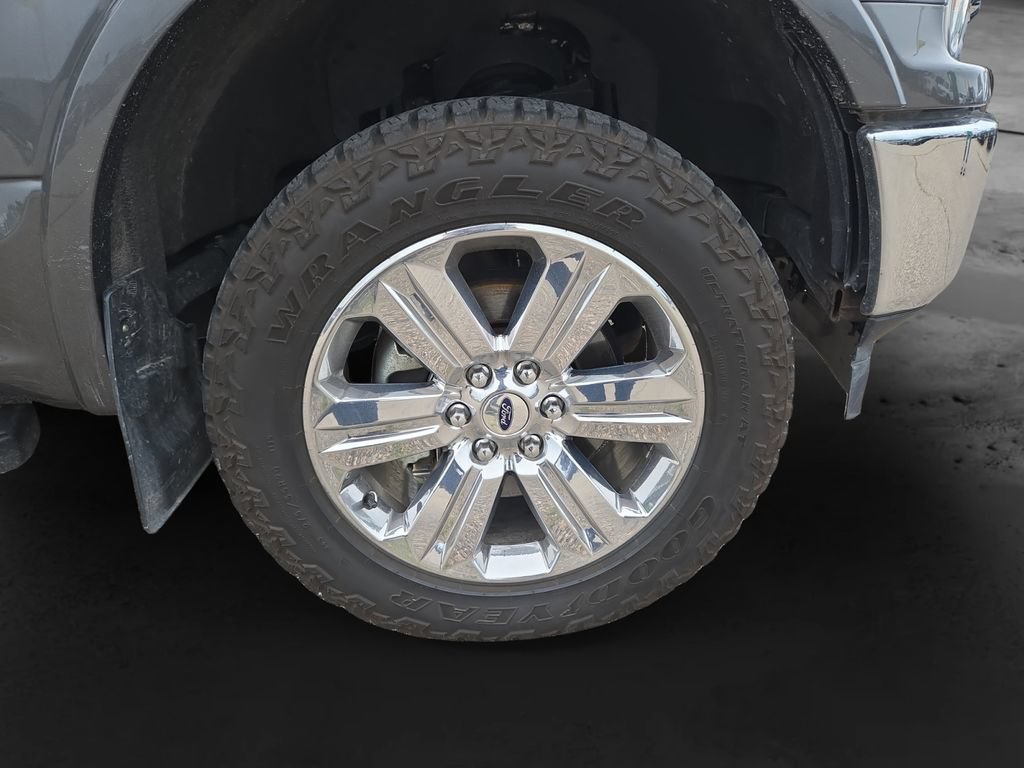 Used 2018 Ford F150 Lariat AWD/4WD image 13