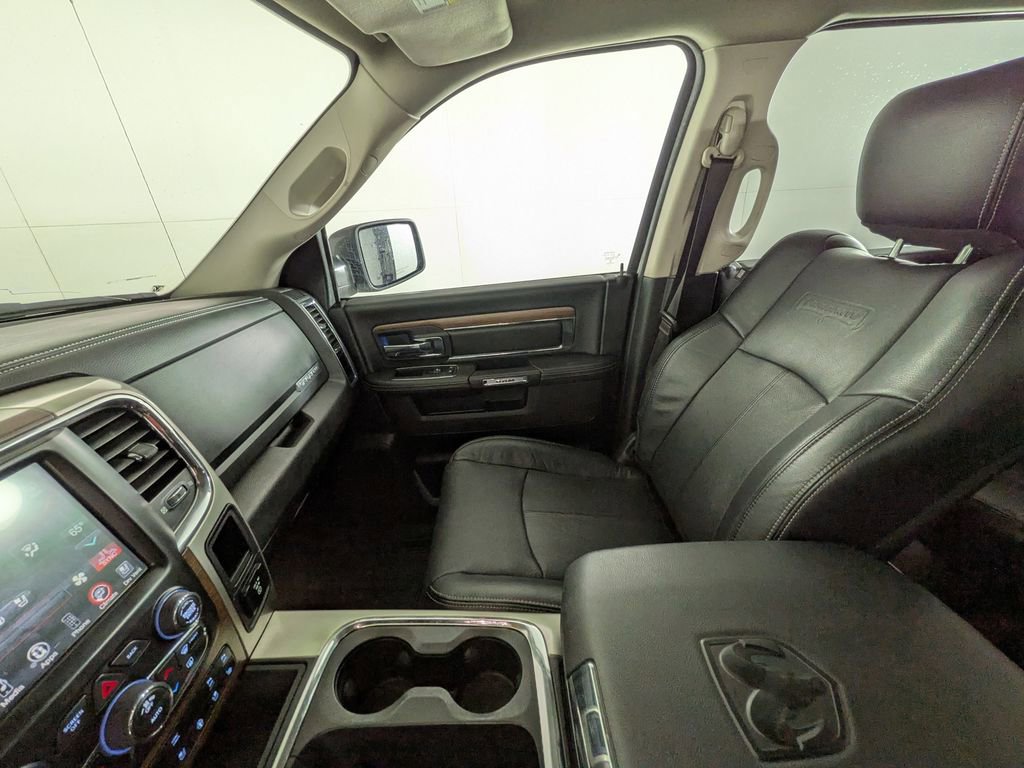 Used 2017 RAM 1500 Laramie w/ Convenience Group image 28