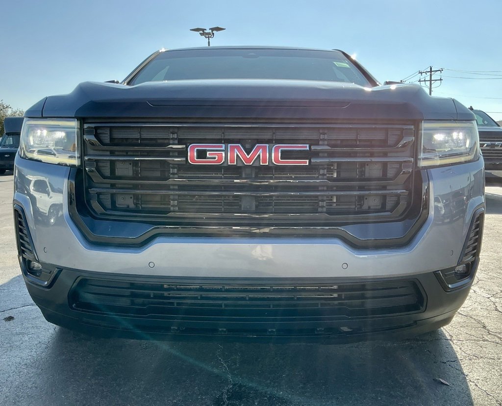 Used 2021 GMC Acadia SLT w/ Elevation Edition image 9