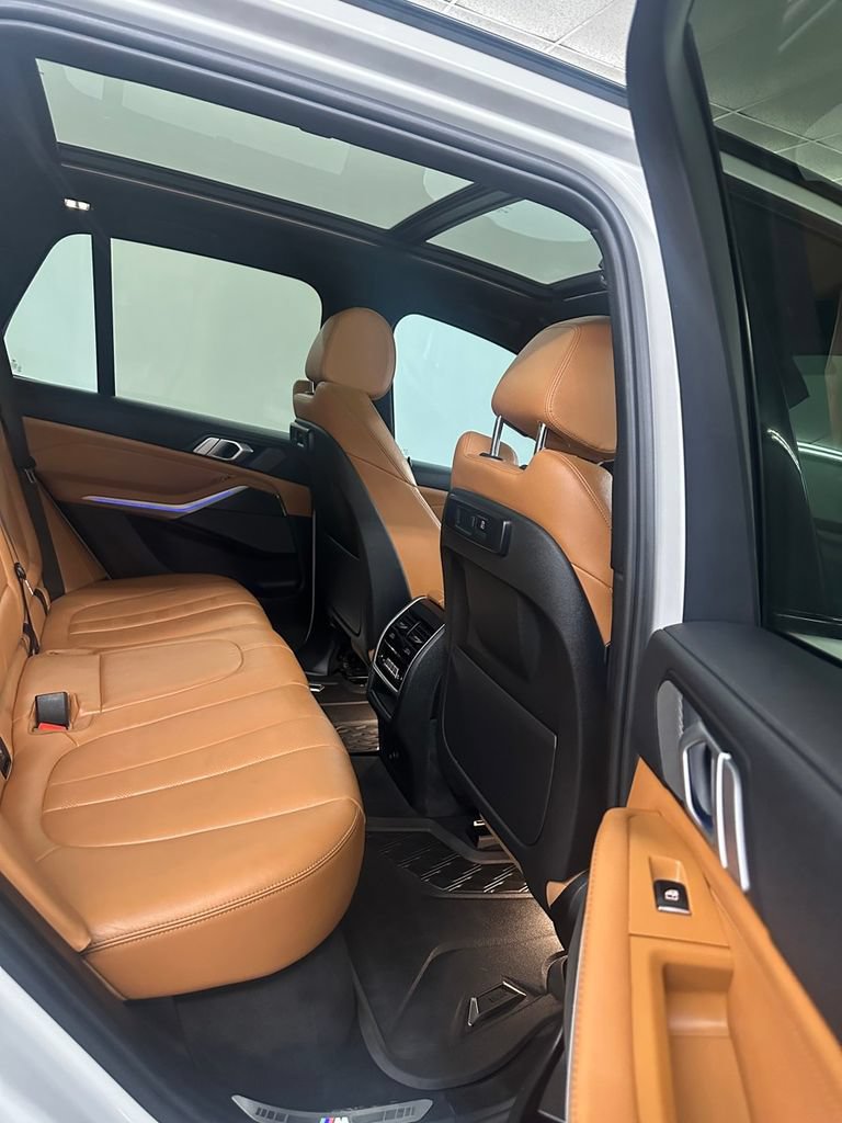 Used 2021 BMW X5 xDrive40i w/ M Sport Package AWD/4WD image 30